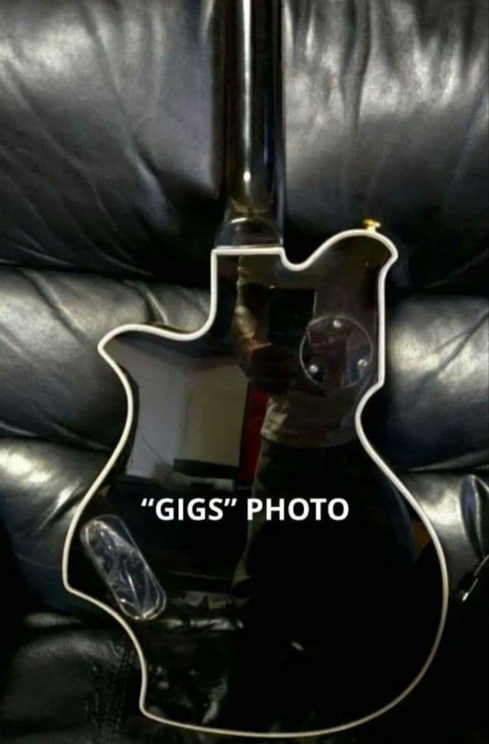 布袋寅泰 MV-480HT レプリカギター