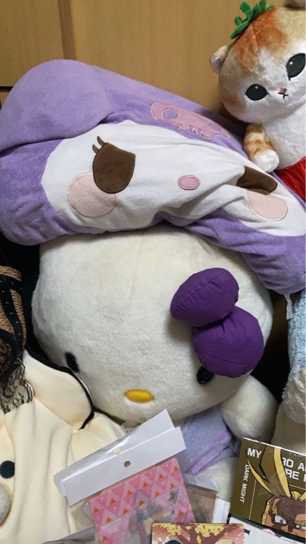 アニメグッズ　キャラクターグッズ　キティ　ガチャ　キーホルダー　ぬいぐるみ　雑貨