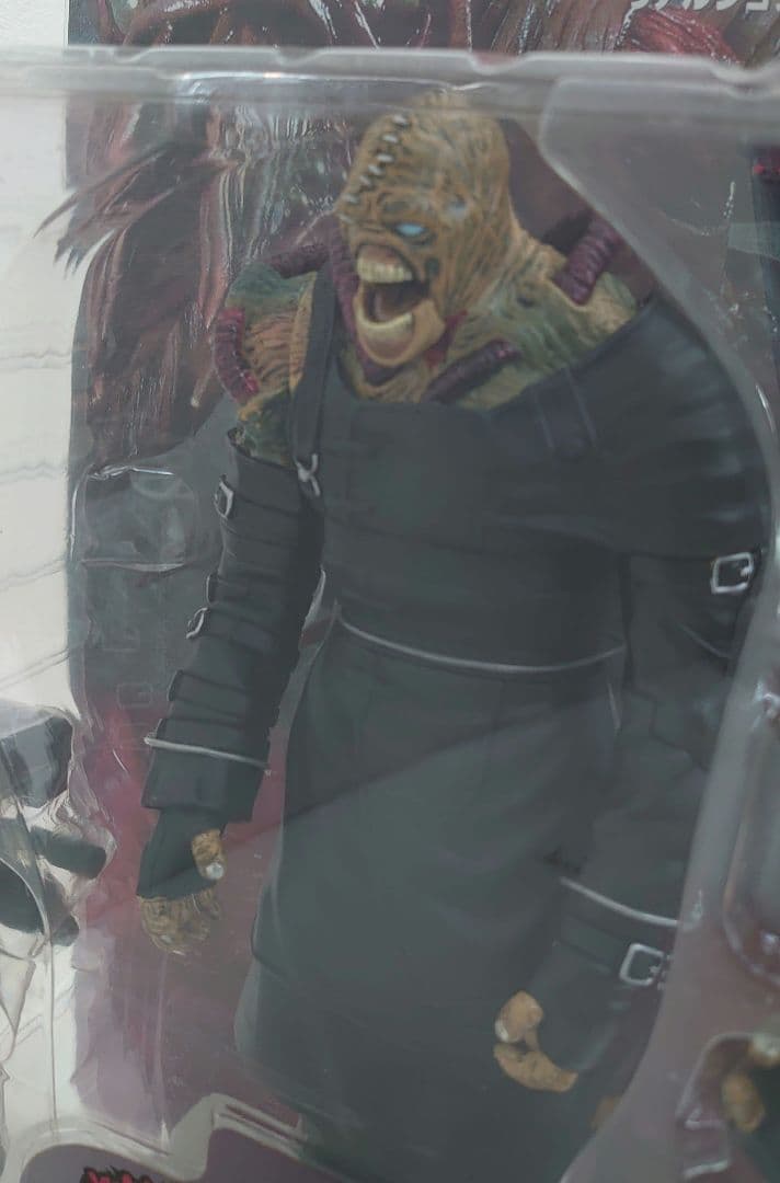 未開バイオハザード ネメシス Type-1 リアルショック アクションフィギュア