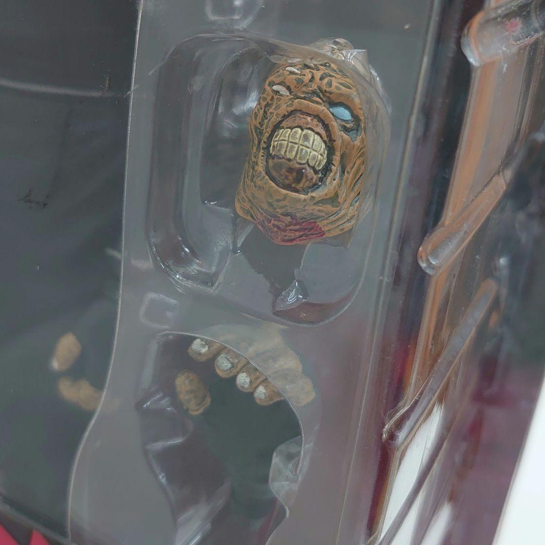 未開バイオハザード ネメシス Type-1 リアルショック アクションフィギュア