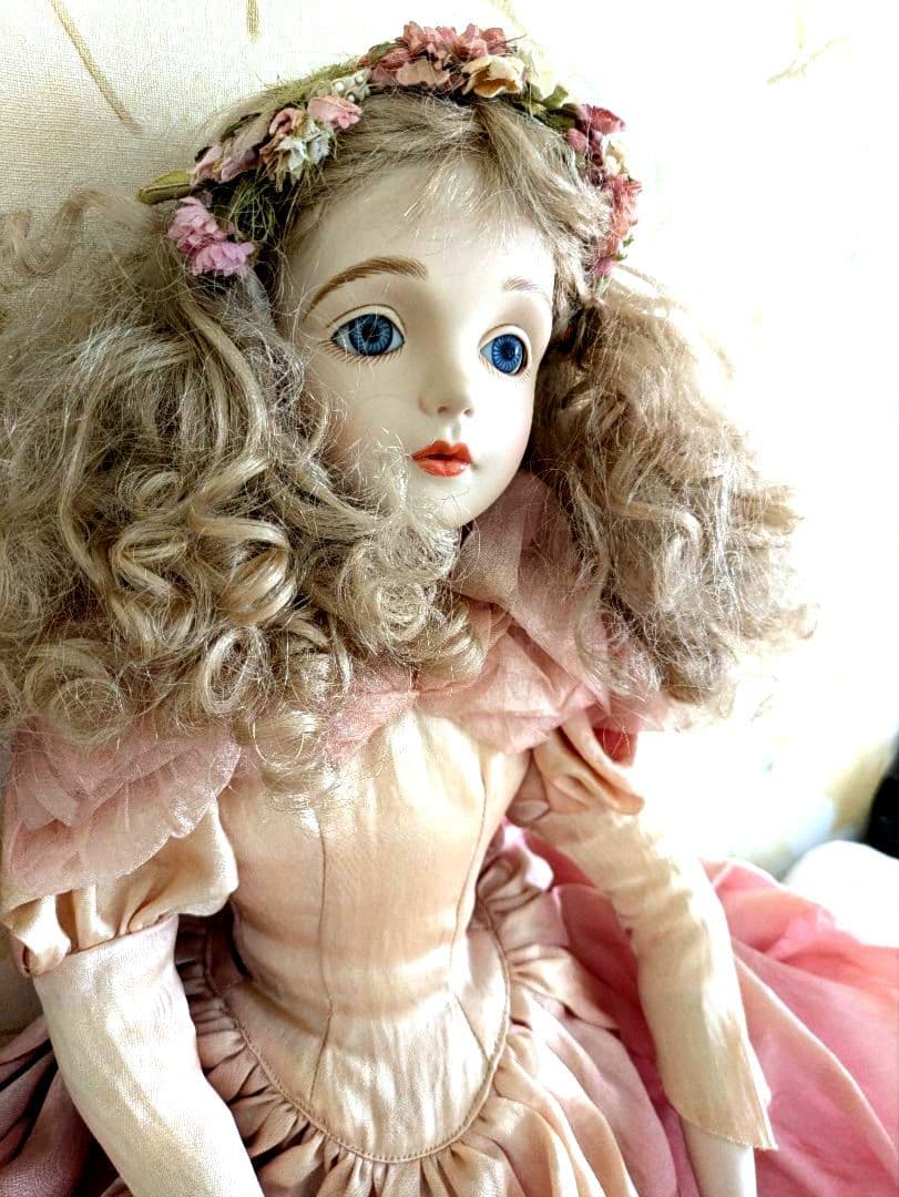 若月まり子　ビスクドール　眠り姫？　美しい人形