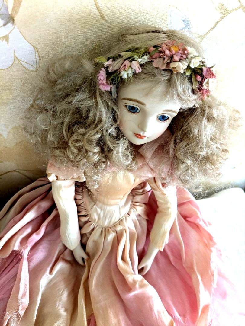 若月まり子　ビスクドール　眠り姫？　美しい人形