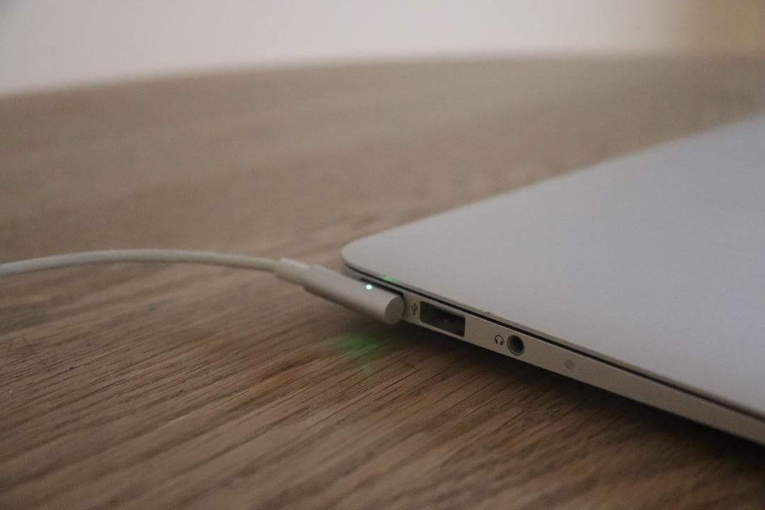 MacBook本体 Mac BookAir A1370 11-inch 2010 SSD500GB