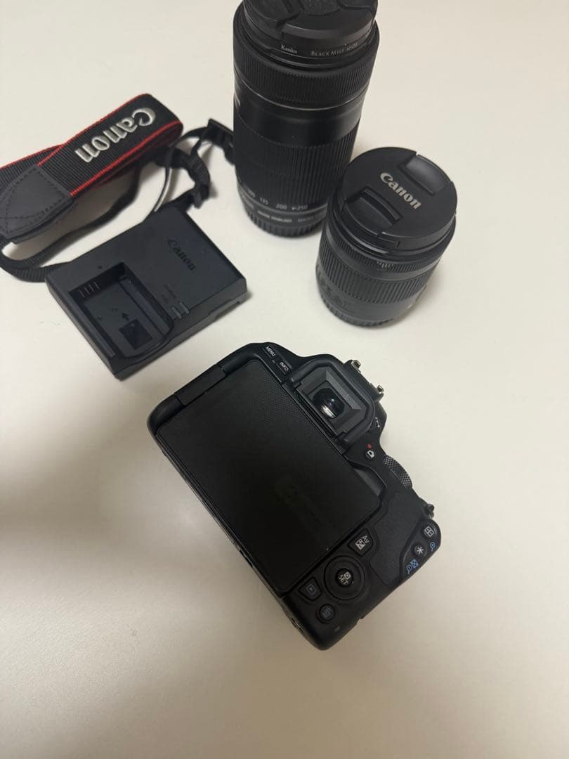 canon EOS kiss10x 一眼レフカメラ　カメラ　ダブルレンズキット