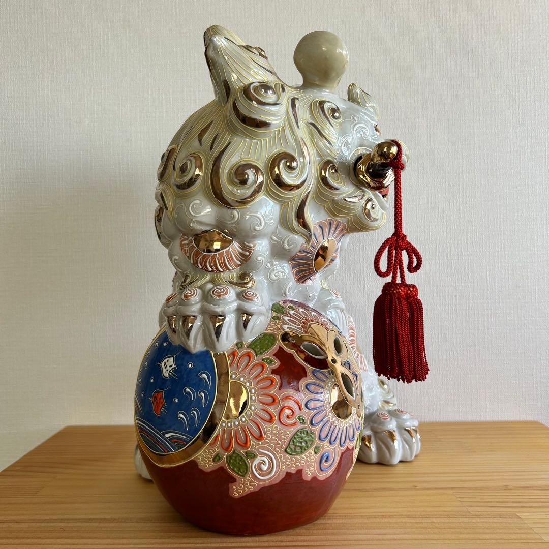 九谷焼　唐獅子　玉乗り獅子　剣獅子　魔除け　縁起物　高さ31cm