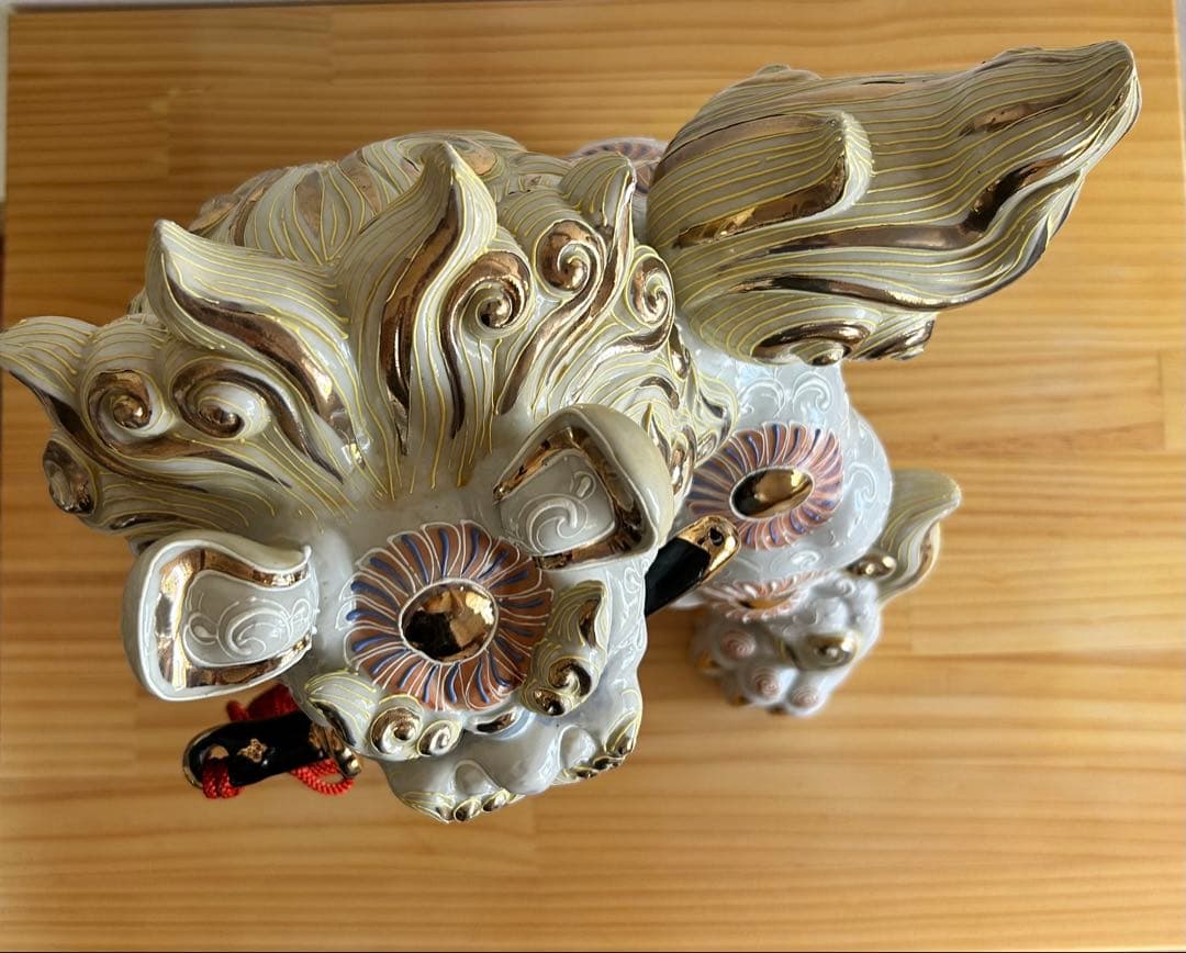九谷焼　唐獅子　玉乗り獅子　剣獅子　魔除け　縁起物　高さ31cm