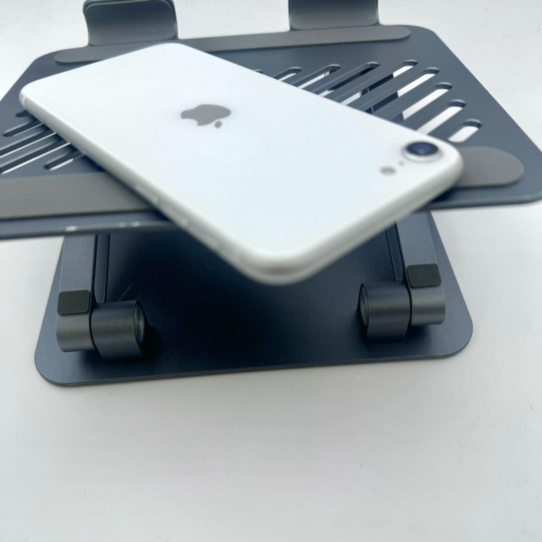 Apple iPhone SE2 A2296 64GB ホワイト SIMフリー