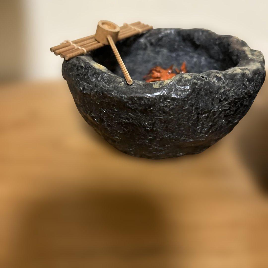 つくばい　水鉢　ミニチュア　カエル　鯉　亀　蟹　釣り人　ミニチュア