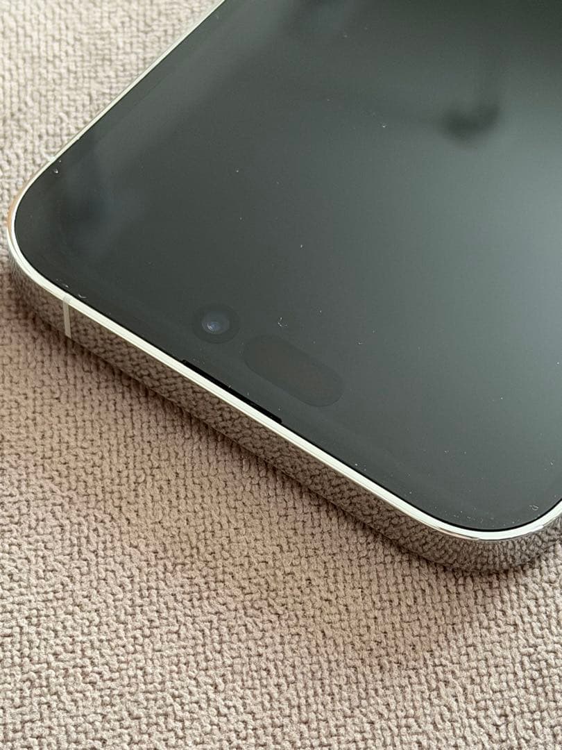 iPhone 14 pro max 本体