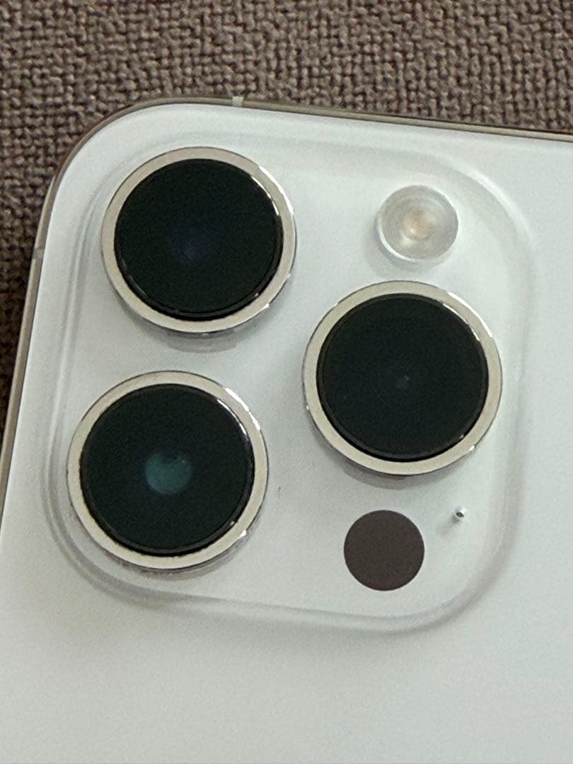 iPhone 14 pro max 本体