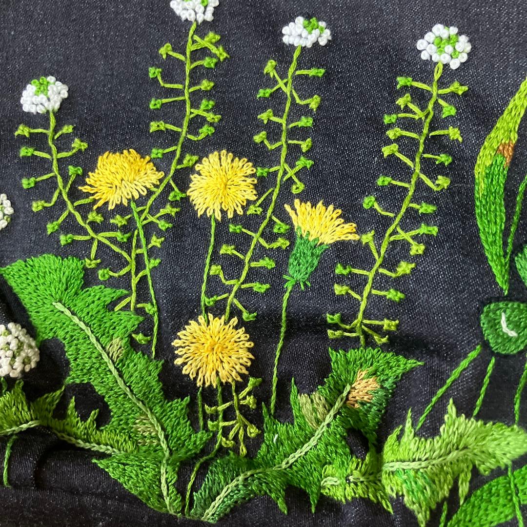 【未使用】ハンドメイドたんぽぽと野の花の刺繍かばん