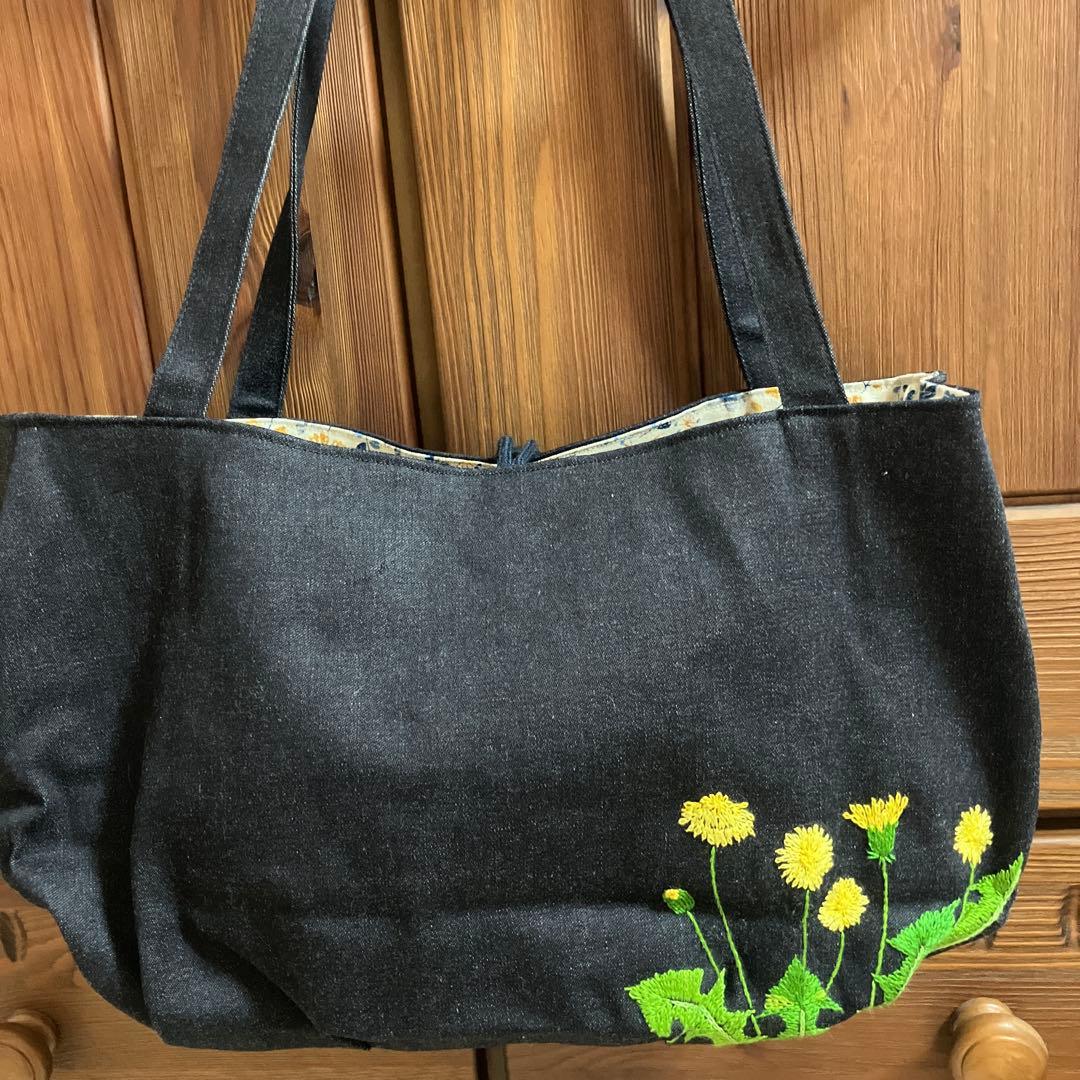 【未使用】ハンドメイドたんぽぽと野の花の刺繍かばん