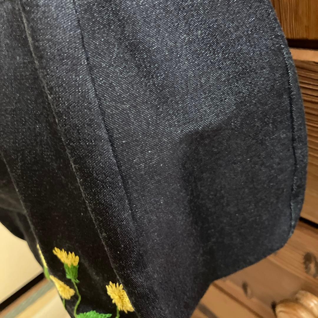 【未使用】ハンドメイドたんぽぽと野の花の刺繍かばん