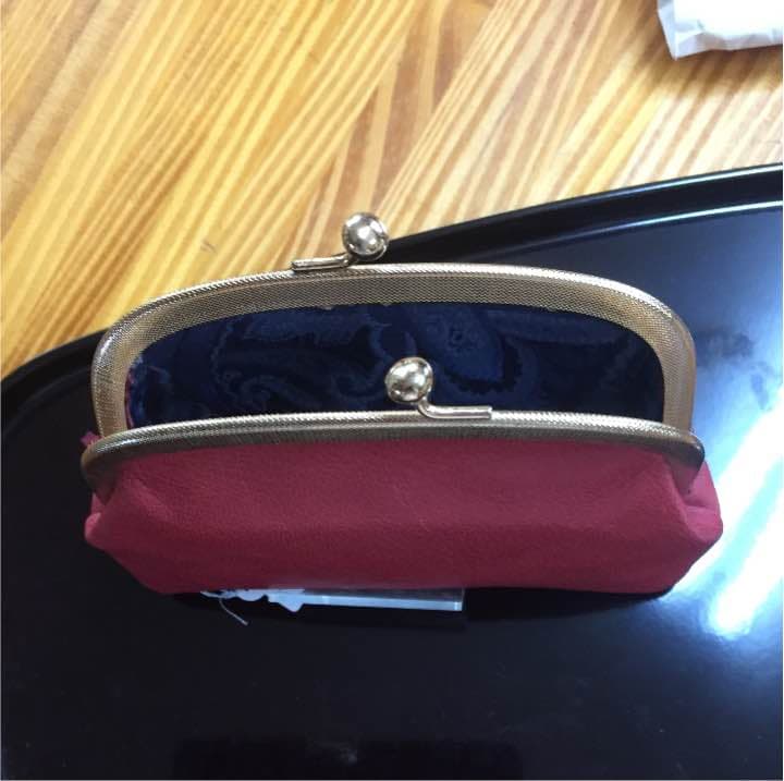 ファスナー付き口金のお財布