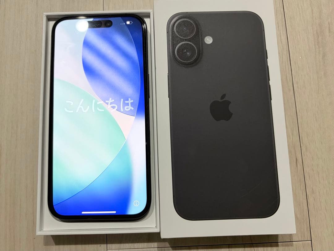 iPhone16 128GB ブラック　SIMフリー美品