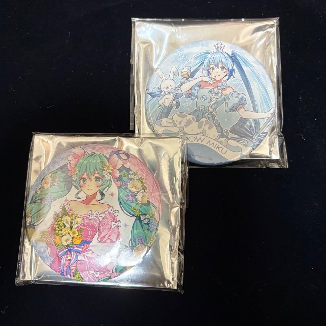  MIKU× GIGO 初音ミク 等身ミク 缶バッジ2点 雪ミク ギーゴ