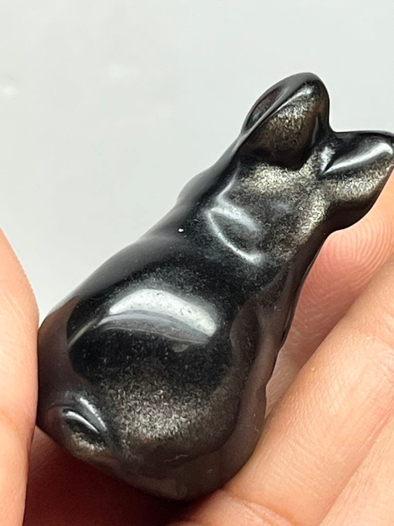 天然石　シルバーオブシディアン　うさぎちゃん　カービング⭐️2197