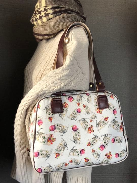 虹猫本舗　ボストンバッグ