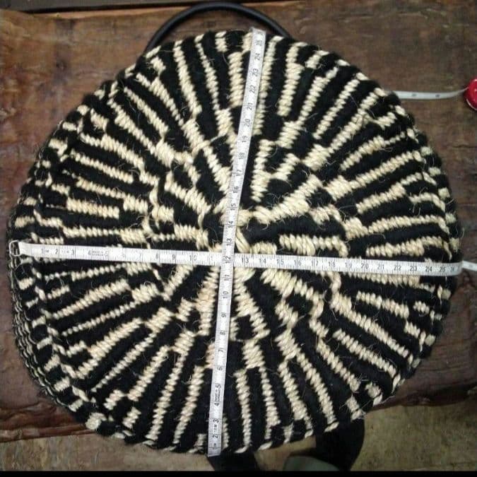 アフリカ　ケニア　新品タグ付き　サイザル麻とアクリルウールの手織りBag大