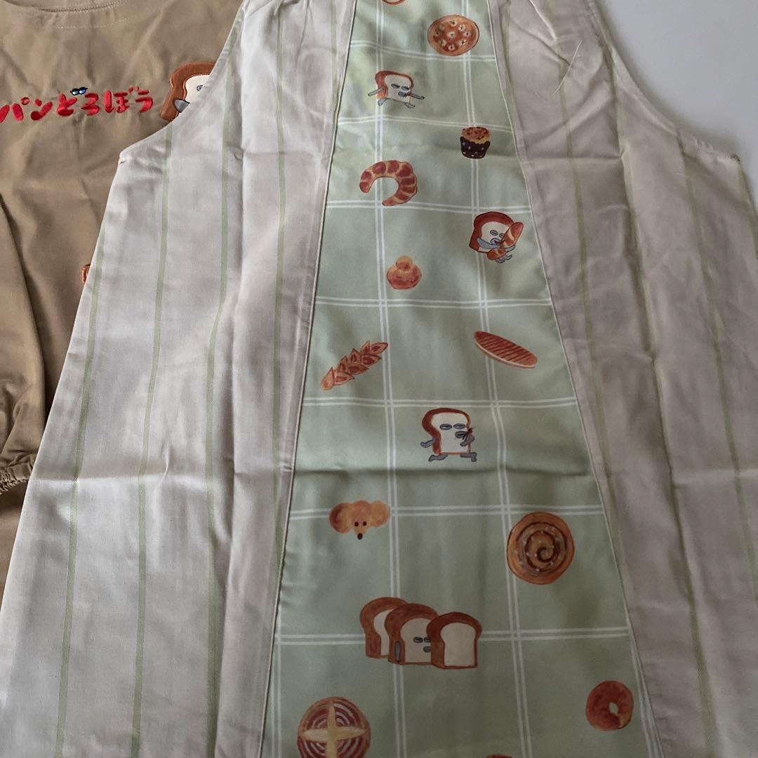 新品未使用　ぱんどろぼうエプロン　2枚セット　保育士エプロン　学研