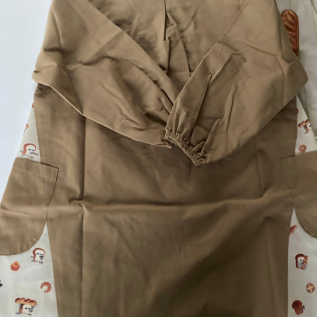 新品未使用　ぱんどろぼうエプロン　2枚セット　保育士エプロン　学研