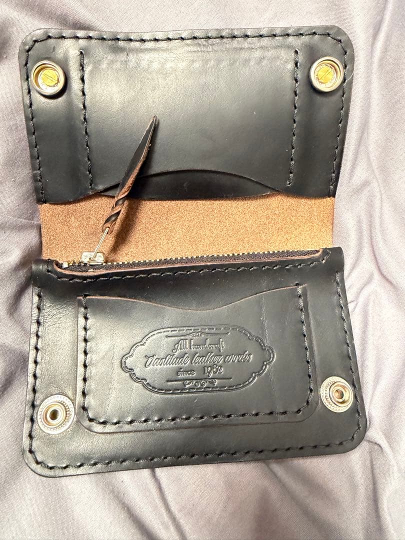 トラッカーウォレット クロムエクセル　コンチョ　シルバー925 ショー