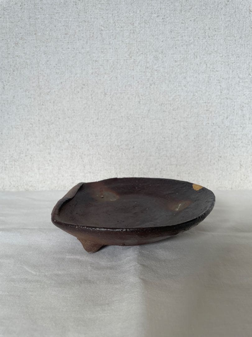 國吉清尚 作　焼締 脚付向付 金継ぎあり