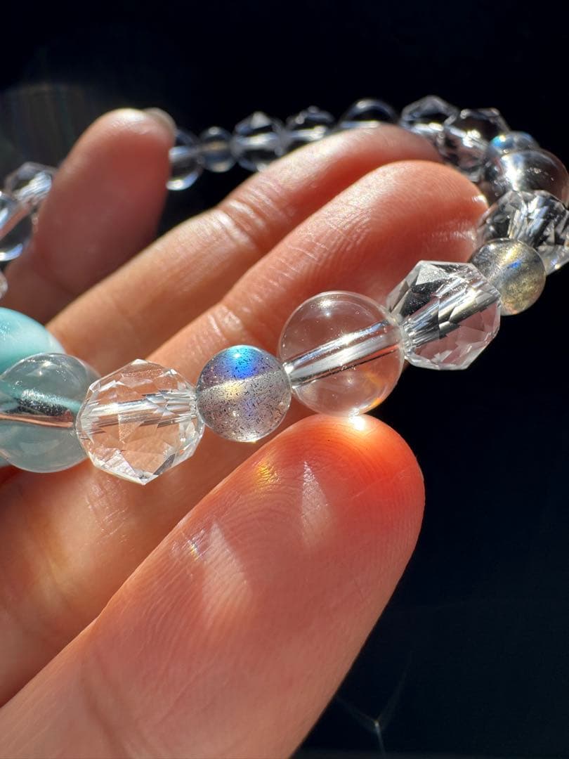 青リンゴラリマーと最高級ラブラドライトのデザインブレスレット