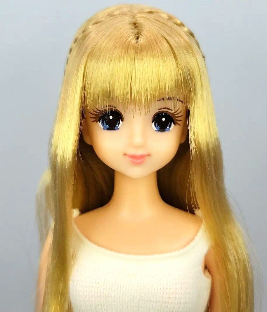 ■リカちゃんCLUB67【マリーン】サイド細い三つ編み　ジェニー フレンド