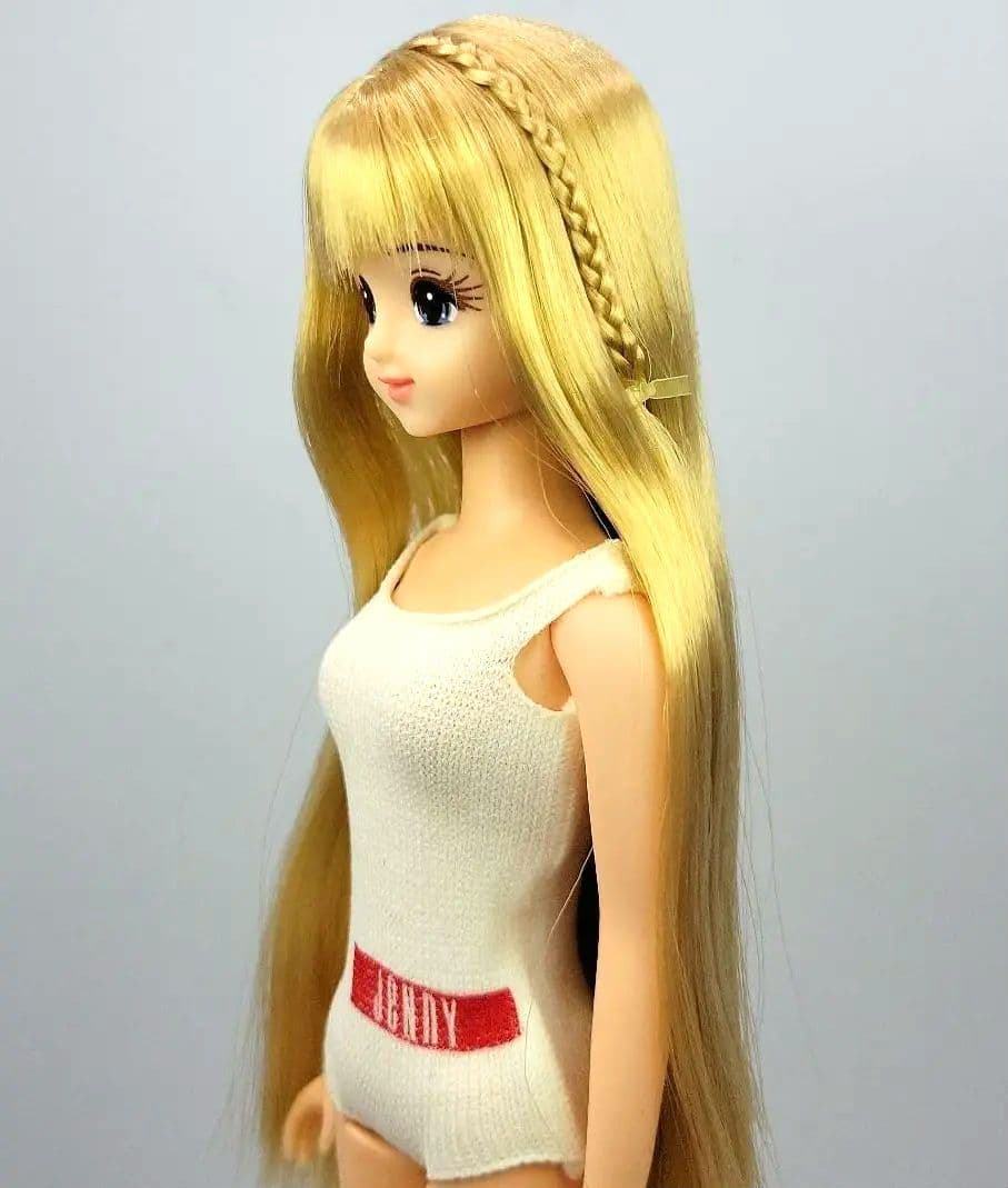 ■リカちゃんCLUB67【マリーン】サイド細い三つ編み　ジェニー フレンド