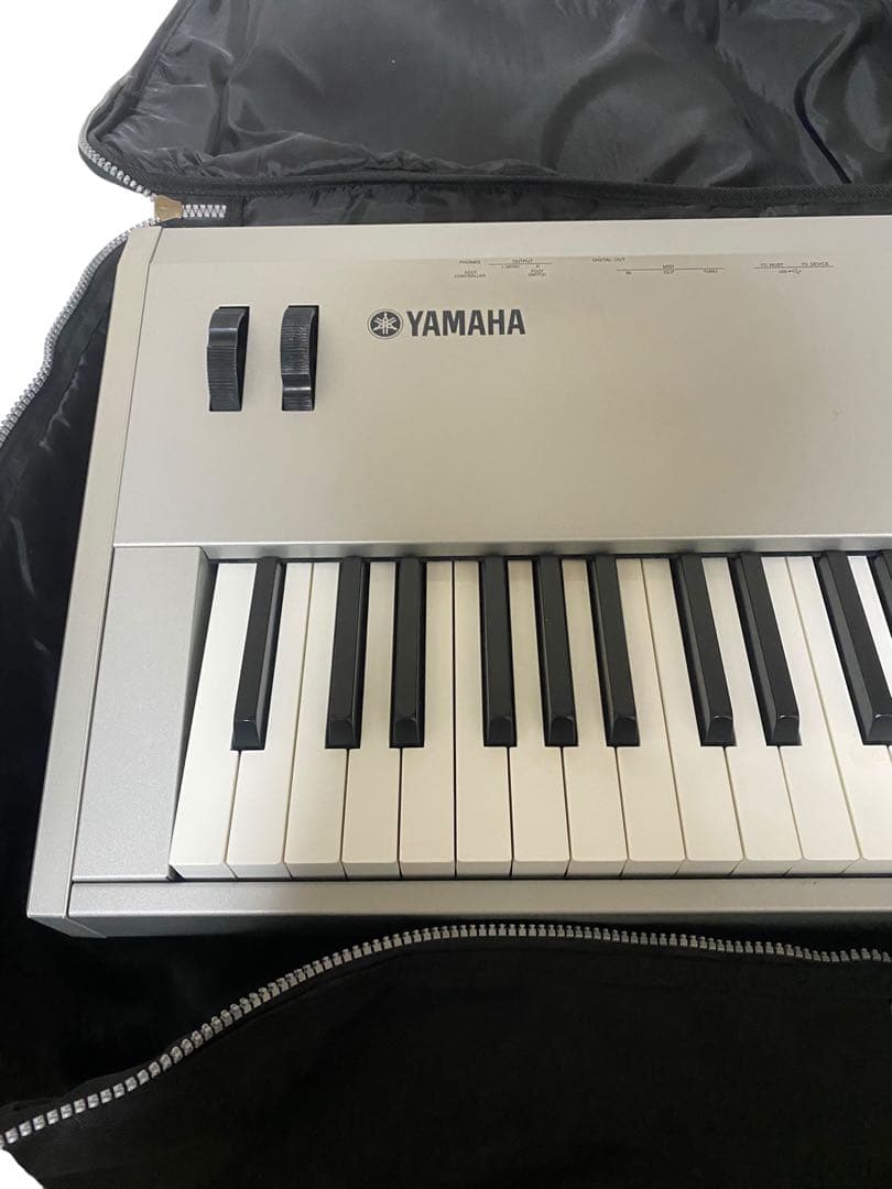 美品 YAMAHA MO8 88鍵盤 ミュージックプロダクション シンセサイザー
