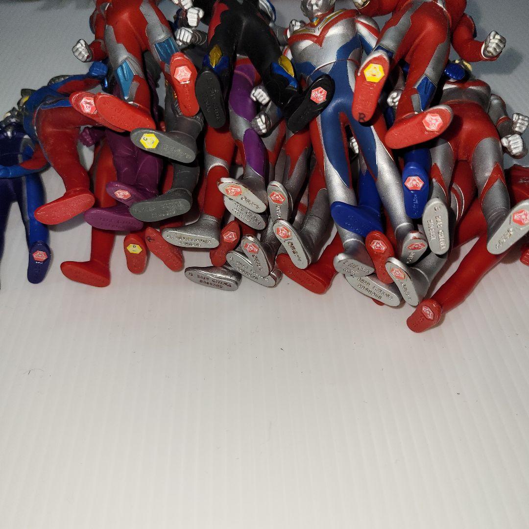 ウルトラマンギンガ　怪獣フィギュア7体　DXギンガスパーク ウルトラマン19個