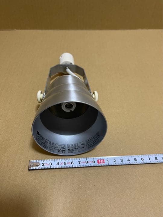 スポットライト　ダクトレール　照明