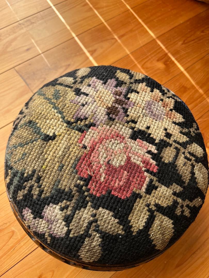 アンティーク　イギリス　フランス　オットマン　プチポワン②