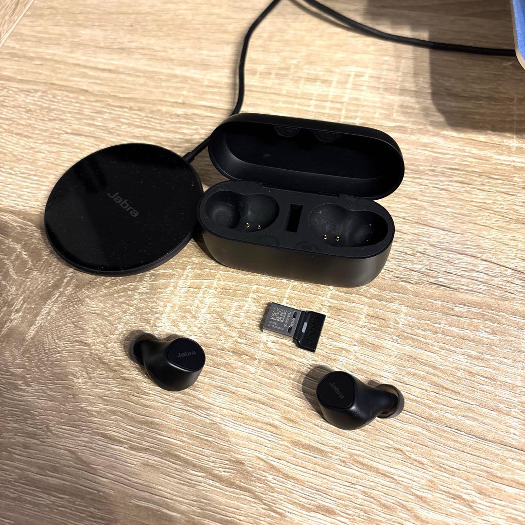 Jabra Evolve2 Buds USB-A 無接点充電機付き