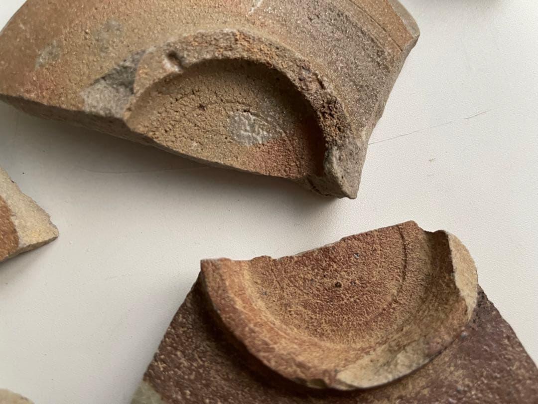 骨董　アンティーク　古唐津　絵唐津　陶片残欠　皿　向付　桃山　古陶磁　発掘　出土