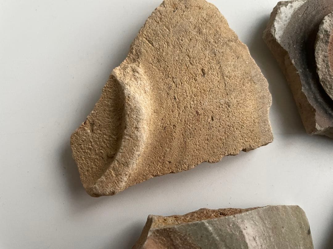 骨董　アンティーク　古唐津　絵唐津　陶片残欠　皿　向付　桃山　古陶磁　発掘　出土