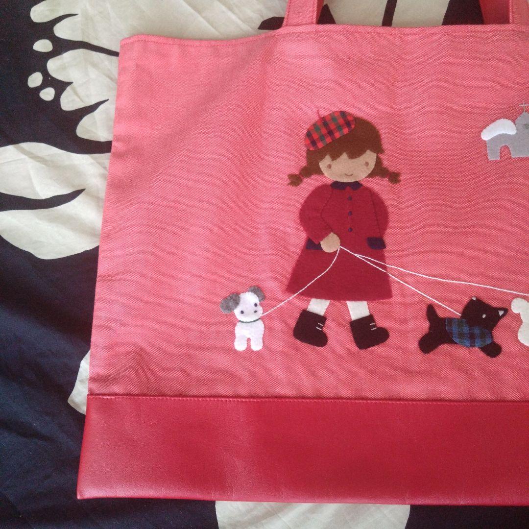 ⬛ファミリア赤レッスンバッグ 未使用に近い日本製