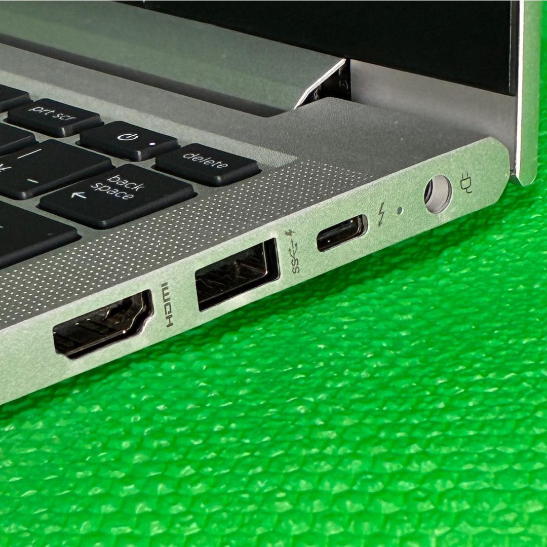 HP　ELITEBOOK 630　G10新品SSD大容量2TB搭載！！