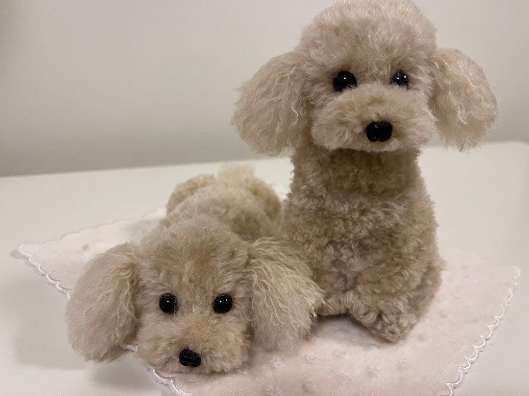 momousagi　トイプードル編みぐるみ【伏せ】【お座り】