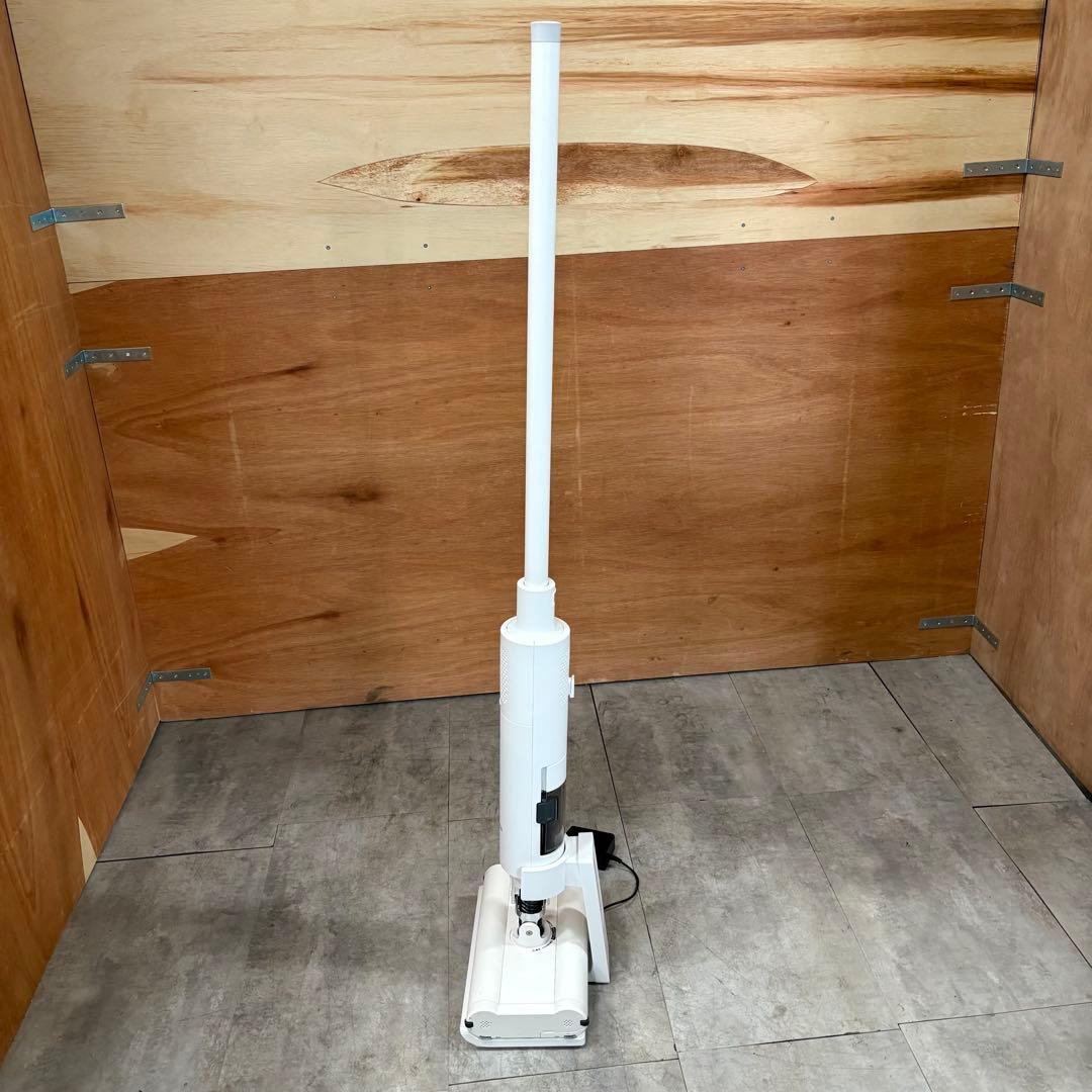 一都三県限定　配送無料　掃除機　スティッククリーナー　BALMUDA 2020年