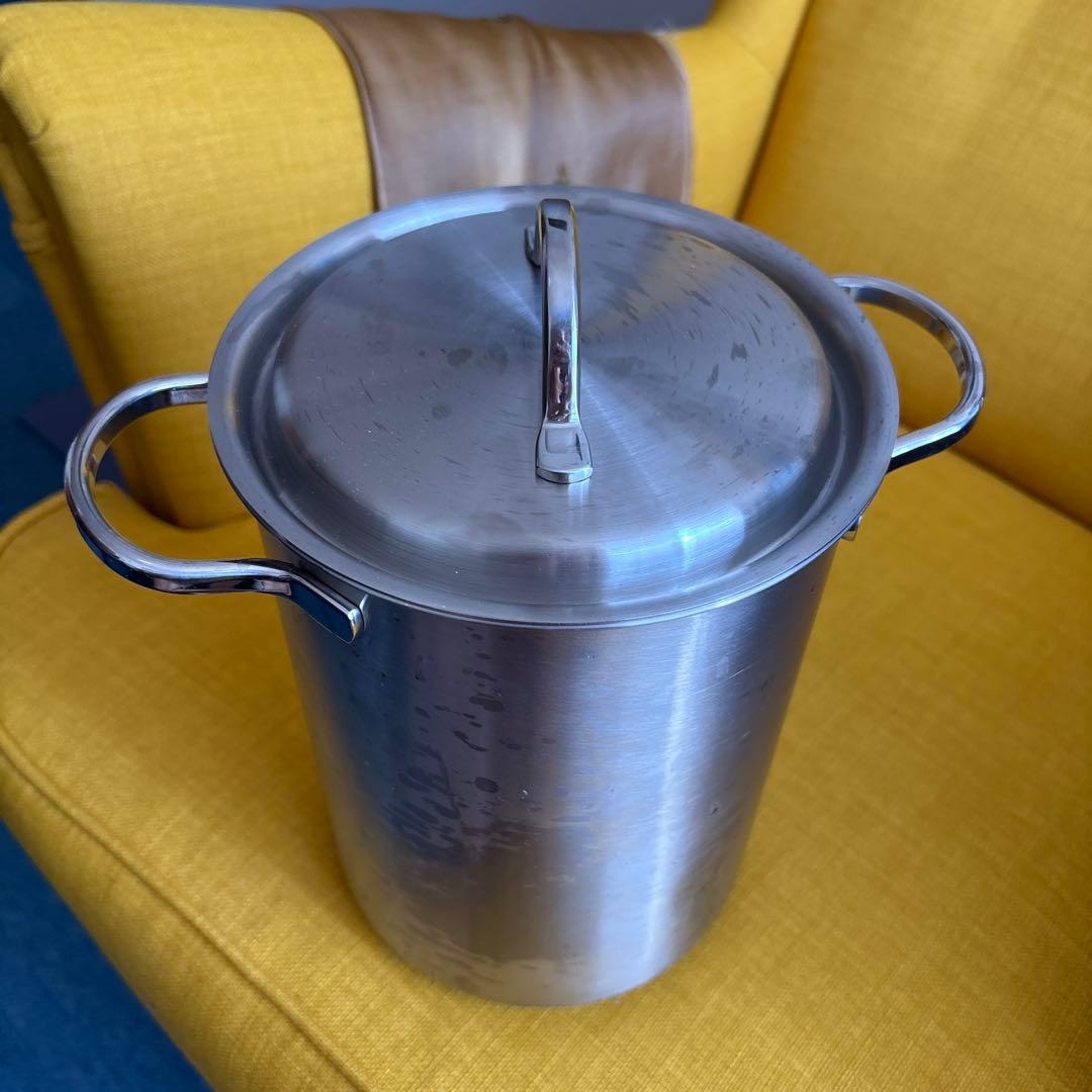 ステンレス製 蓋付き鍋とストレーナーセット