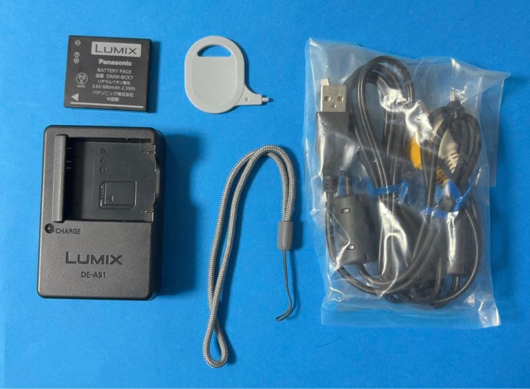 【美品】Panasonic LUMIX DMC-FX77 ピンク 箱付