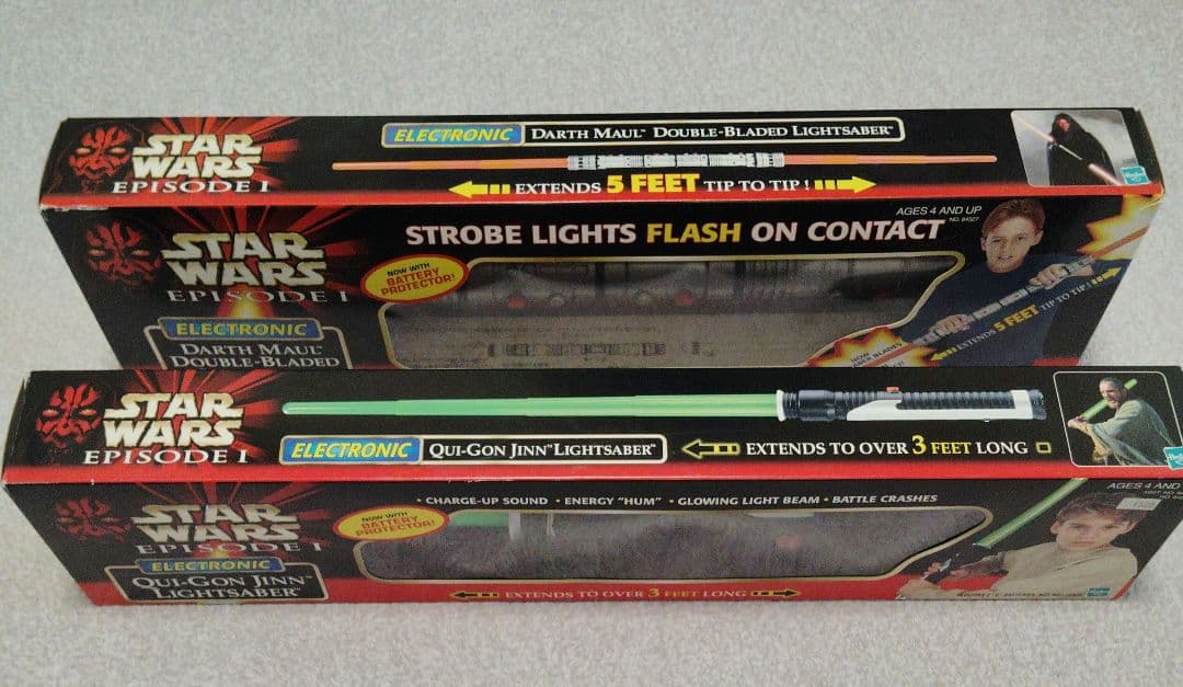 スター・ウォーズ 電子ライトセーバー 2種セット