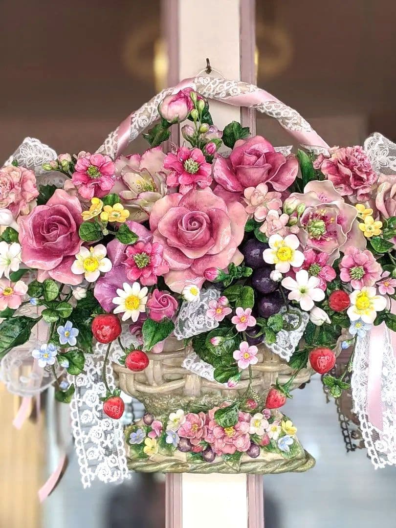 【専用】クレイフラワー❁バスケット型壁掛けフラワーアレンジ❁ハンドメイド