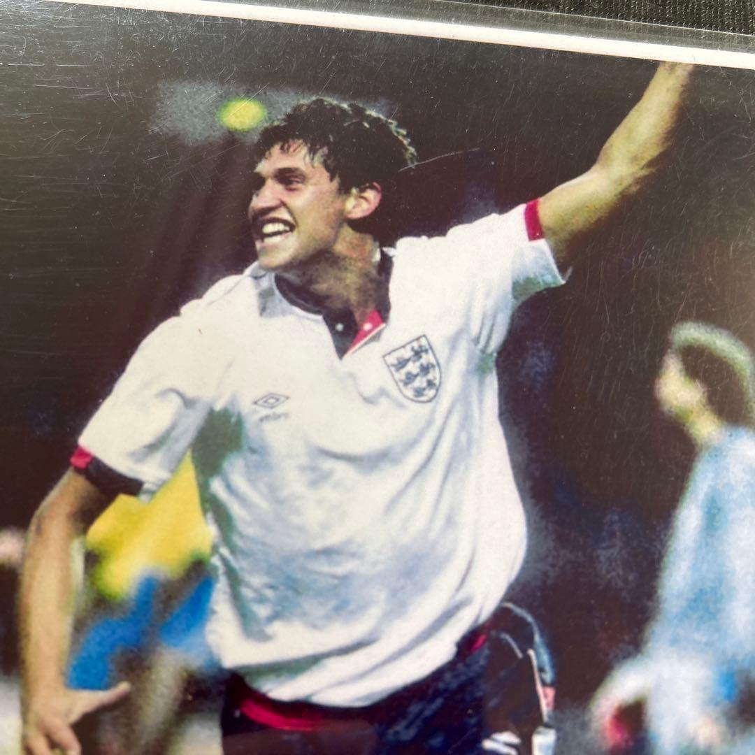 ガリーリネカー　直筆サイン入り　イングランド代表　8x10フォト