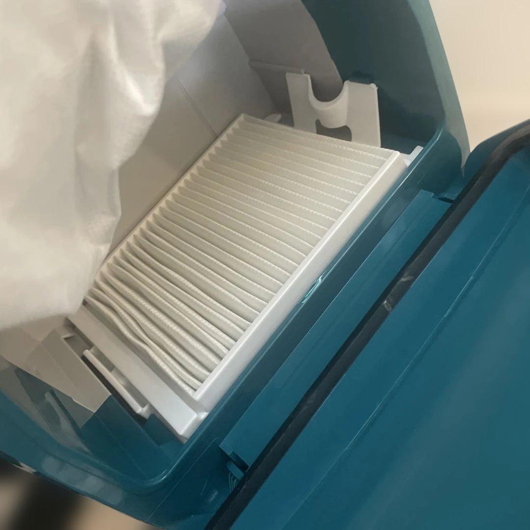 makita 充電式背負クリーナー　VC261D マキタ　掃除機