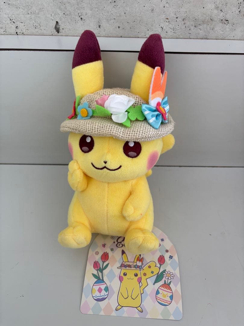 【新品タグ付き】ポケモンピカチュウぬいぐるみ4体セット売り　高さ約20cm