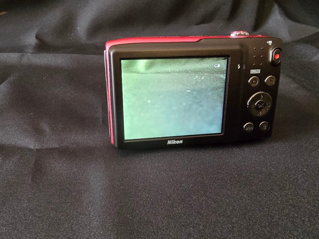 Nikon COOLPIX S3300 カラーピンク コンパクトデジタルカメラ