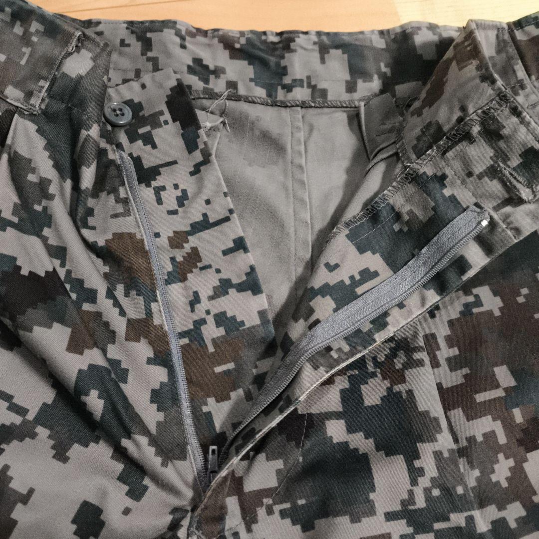 1 PX品　航空自衛隊迷彩　戦闘服上下　サイズ4B　上等品